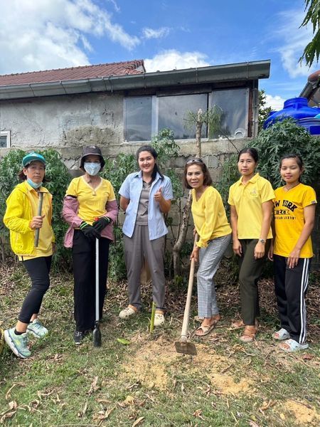 1 OBT 1 Herbal Garden Project: A Community Initiative