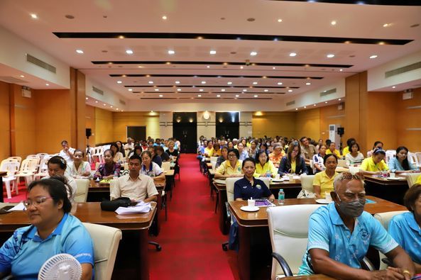 **Combating Plastic Pollution: Koh Samui's Pioneering Approach**