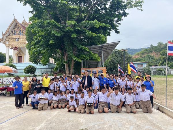 Introducing the Healthy School Initiative in Koh Samui