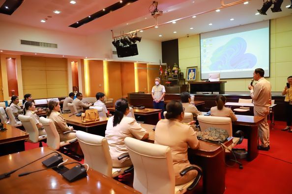 Ko Samui Municipality Honors Retiring Municipal Clerk