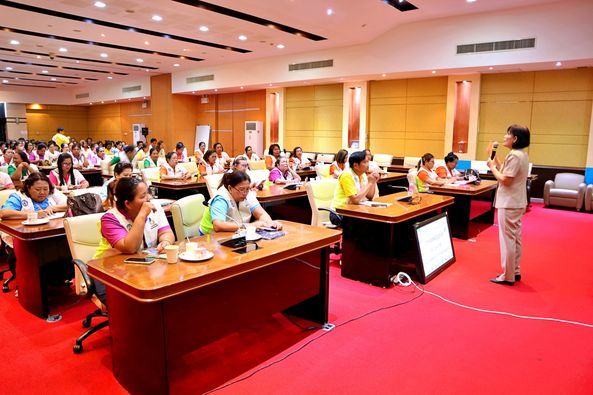 Local Volunteers for Earth Preservation Network's Inaugural 2024 Meeting