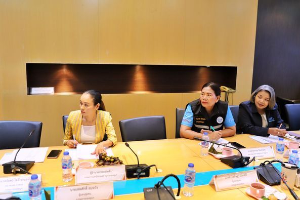 Overview of the Koh Samui Health Insurance Fund Committee Meeting