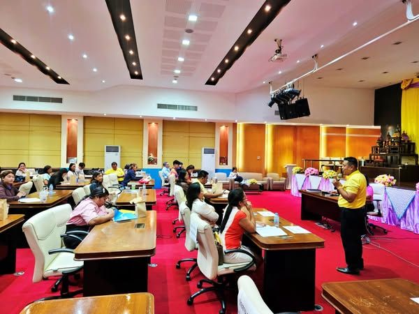 Training Session for the Koh Samui Municipality Election Polling Station Committee