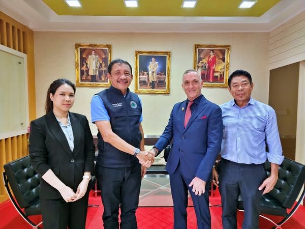 Welcoming Dignitaries to Koh Samui